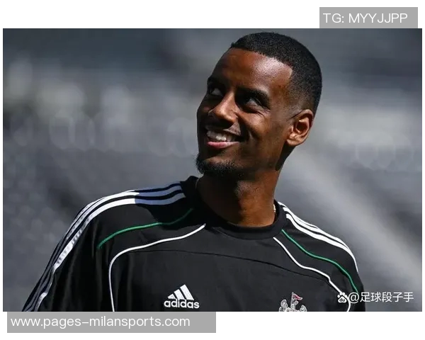 希勒分析利物浦战术强调迅速传球给伊萨克以激发他的进球灵感