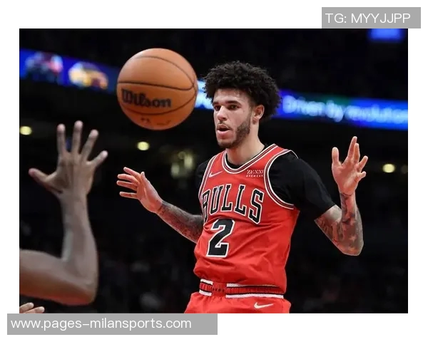 朗佐鲍尔在骑士训练营表现突出展现融入球队的潜力与决心